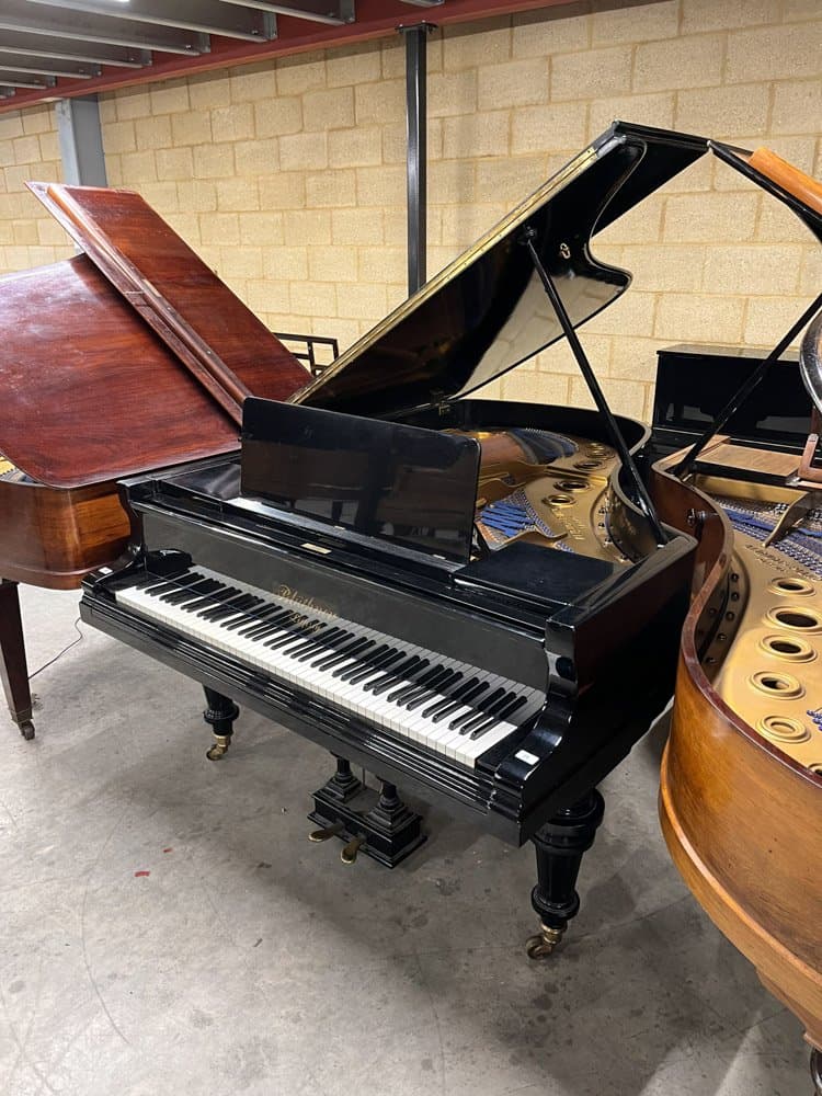 Blüthner upright piano