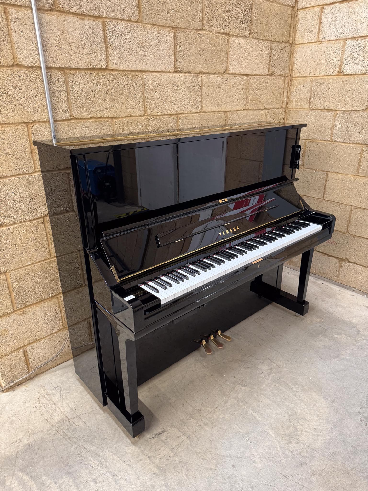 Yamaha upright piano